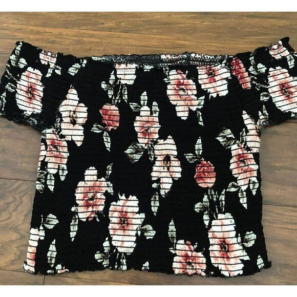 Kendall & Kylie Smocked Black Floral Top Off The Shoulder Crop Size M - Picture 1 of 6